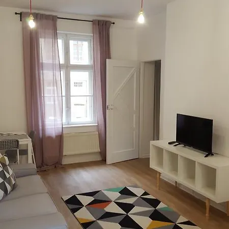 Locativus Pilsudskiego 46 *